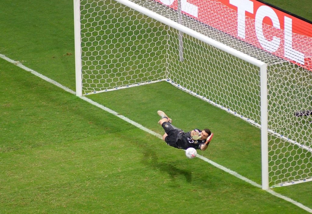 Emi-martinez-1024x703.jpg