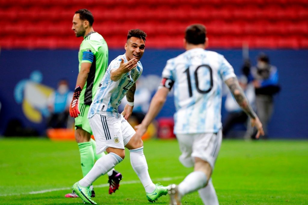 Martinez-Messi-1024x683.jpg
