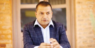 सिडिओको घोषणा र प्रवक्ताको प्रवचन सुनेर हामीले सरकार पनि छ है भनेर मानिदिनुपर्ने हो ?