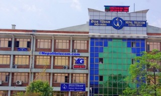 नेपाल टेलिकमको मोबाइल फोन सेवा देशभर अवरुद्ध