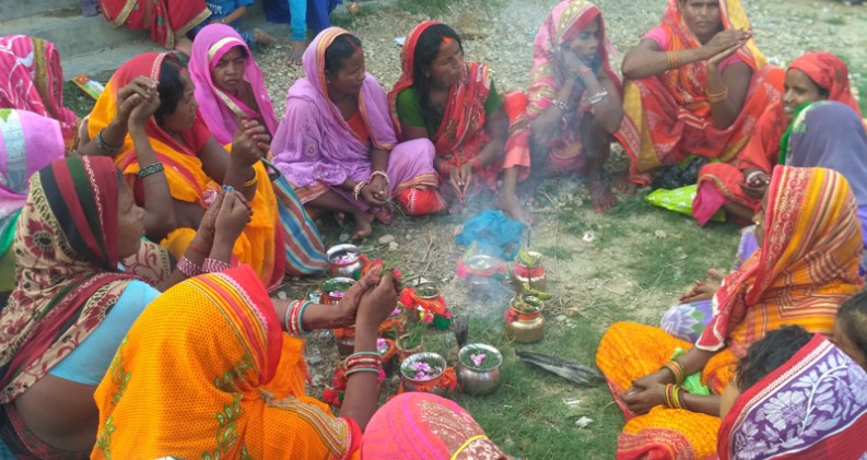 थारु तथा मैथिली समुदायले आजबाट तीन दिनसम्म जितिया पर्व मनाउदै