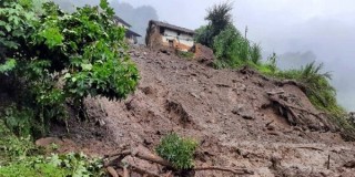 स्याङ्जा पहिरोमा परी मृत्यु हुनेको संख्या १० पुग्यो