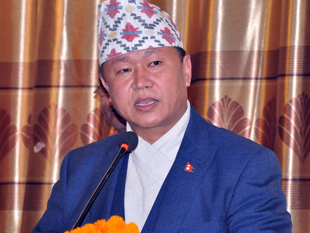 दाहाल–नेपाल पक्षद्वारा प्रदेश–१ का मुख्यमन्त्री राईसहित आठ जनालाई निलम्बन