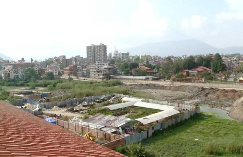 बालुवाटार जग्गा प्रकरणमा मुछिएका इन्जिनियर श्रेष्ठ पाँच लाख धरौटीमा छुटे