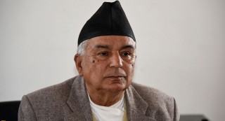 राजीनामा नदिए प्रधानमन्त्रीलाई हामी हटाउछौँ: रामचन्द्र पौडेल