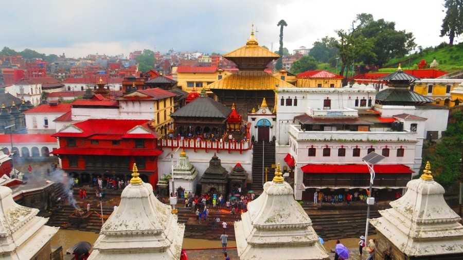 कोरोनाको कारण ९ महिना बन्द रहेको पशुपतिनाथ मन्दिर आजदेखि खुल्ला