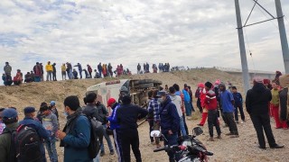 दाङमा बस दुर्घटना हुँदा १९ जना घाइते, तीनको अवस्था गम्भीर