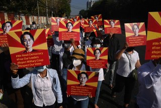 म्यानमारमा सेनाविरुद्ध प्रदर्शन, पश्चिमा राष्ट्रहद्धारा दमन नगर्न चेतावनी