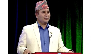 कसले हान्यो एमाले सांसद रावलको घरमा ढुंगा ?