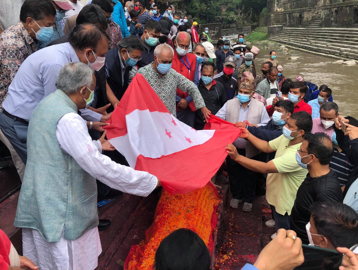 डा. भण्डारीको अन्त्येष्टि गरियो