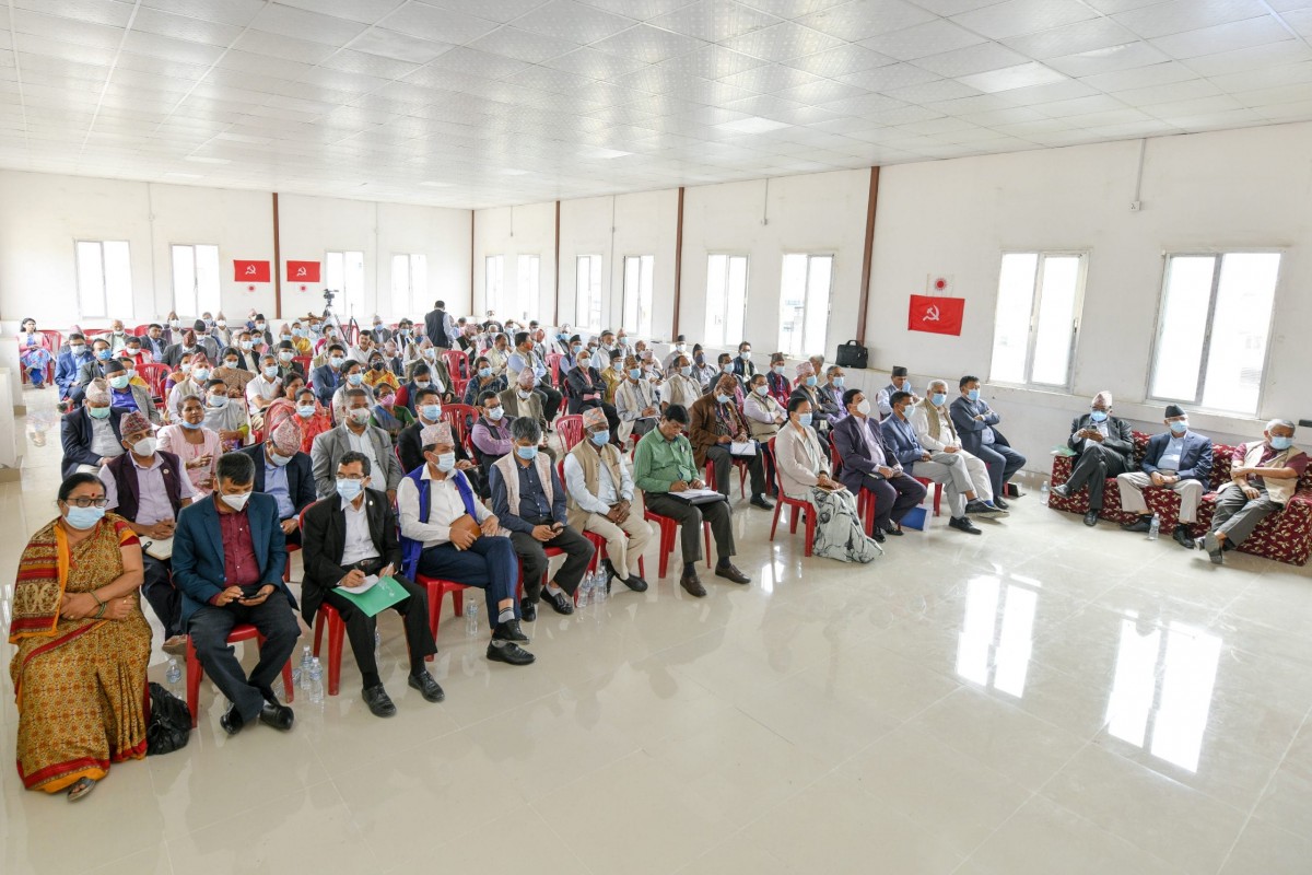 निर्वाचन आयोग र सभामुखविरुद्ध कानूनी उपचारमा जाने एमालेको निर्णय