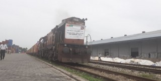 भारतबाट वीरगञ्ज आइपुग्यो पहिलो निजी कार्गो रेल