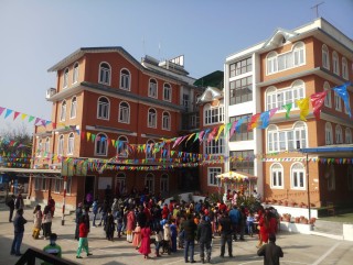 इलेन स्कुलको राम्रो अभ्यास: प्रधानाध्यापकहरुलाई नेतृत्व क्षमता विकास तालिम