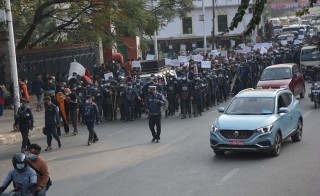 प्रधानन्यायाधीशविरुद्ध महाअभियोग लगाउन माग गर्दै बालुवाटारसम्म न्याय मार्च