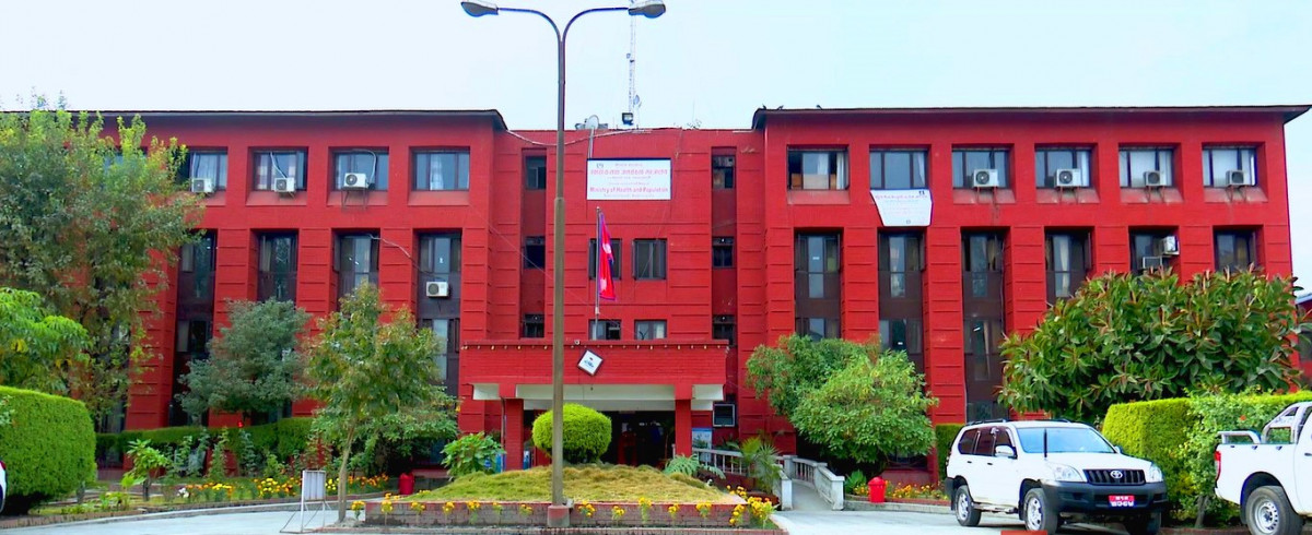 कोरोनाले फेरि बजायो खतराको घण्टी, संक्रमणको चक्र तोड्न जनस्वास्थ्यका मापदण्ड पालना गर्न आग्रह(खास खबर)