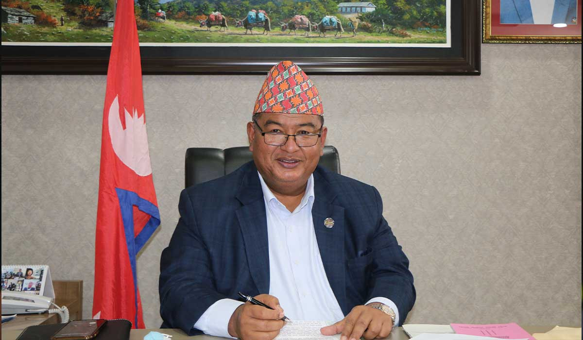 वैदेशिक रोजगारपीडितको समस्या समाधानमा ढिलाइ नगर्न मन्त्रीको निर्देशन, विवरण मन्त्रालयमा पेस गर्न आग्रह
