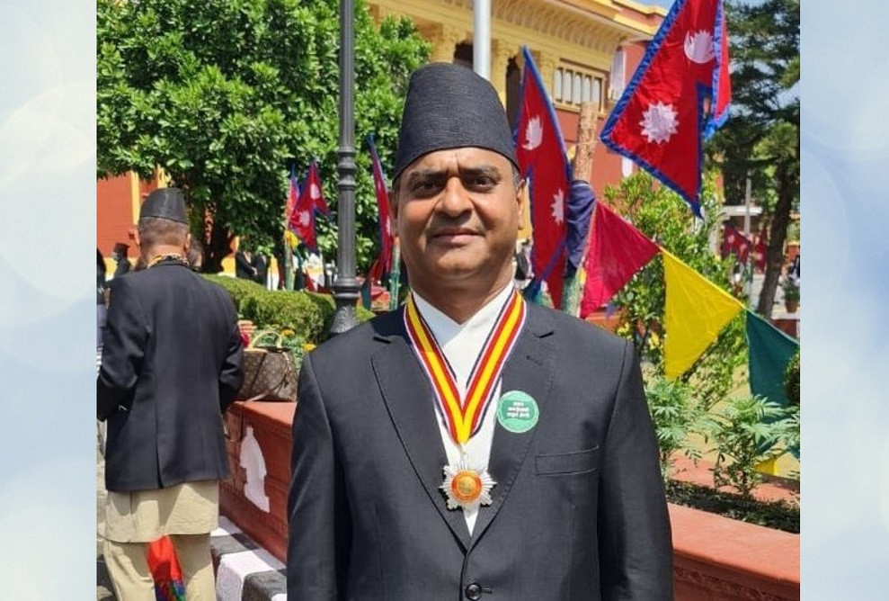 सुप्रवल जनसेवाश्री पदकबाट व्यवसायी पौडेल विभूषित