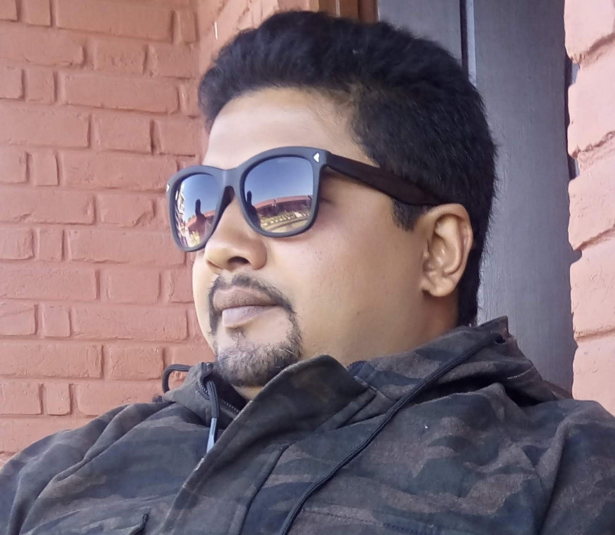 हारेर पनि जनताको मन जितेका उम्मेदवार अधिकारी