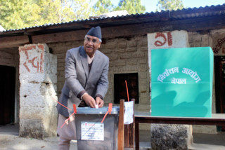 निर्धक्कसँग मतदान गर्न प्रधानमन्त्री देउवाको अपिल