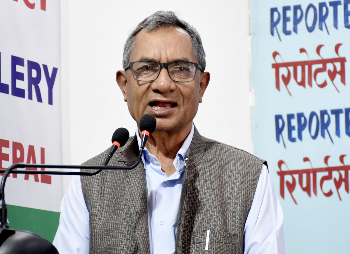 सत्ता हस्तान्तरण गर्ने नभई खोसेर लिने चिज हो : दिनानाथ शर्मा