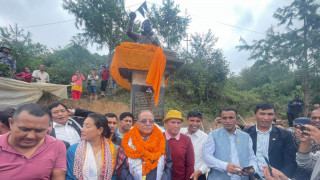 नुवाकोटको ककनीमा राखियो ‘प्रचण्ड’ पुत्र प्रकाशको सालिक 