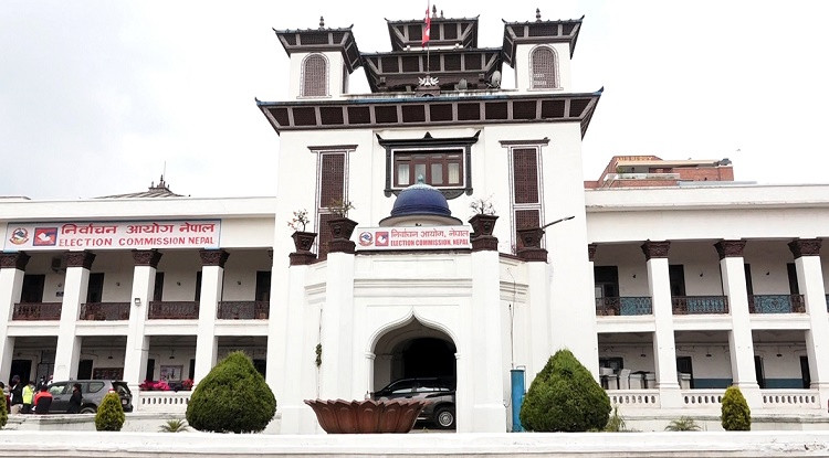 चुनावको मुखमा सांसदलाई बजेट बाँड्ने काम रोक्न प्रदेश १ र गण्डकीलाई आयोगको निर्देशन (पत्रसहित)