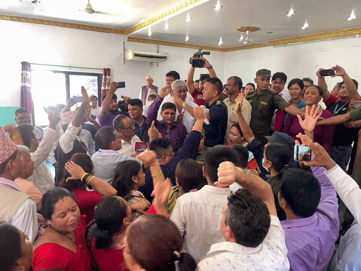 तिलोत्तमाको नगरसभा पुनः स्थगित, मेयर र प्रशासकीय अधिकृत प्रहरी सुरक्षामा 
