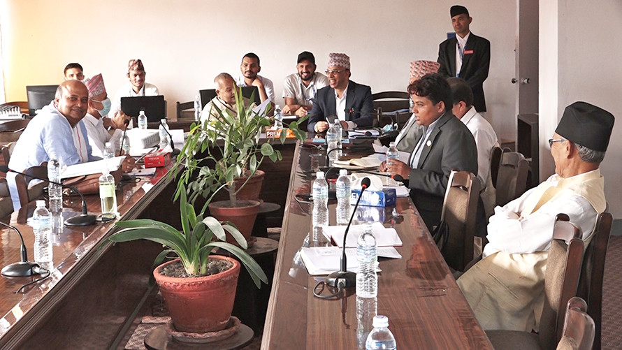 संसदीय विशेष समितिद्वारा अर्थ मन्त्रालयका उच्च अधिकारीसँग सिसिटिभीबारे सोधपुछ