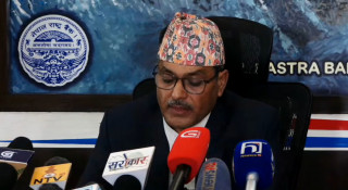 शेयर धितो कर्जा सीमामा सामान्य हेरफेर 