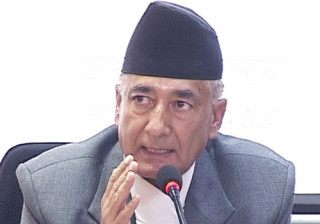जनताबाट गुनासो नआउने गरी काम गर्न सञ्चारमन्त्रीको निर्देशन
