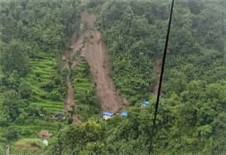 म्याग्दीमा पहिरोले घर बगाउँदा  एकै परिवारका पाँच जनाको मृत्यु