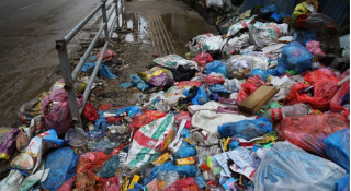 बालेनको निर्देशनमा उठ्यो काठमाडौंको फोहोर