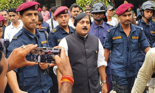 कांग्रेस नेता अफताब आलमलाई जन्मकैदको सजाय