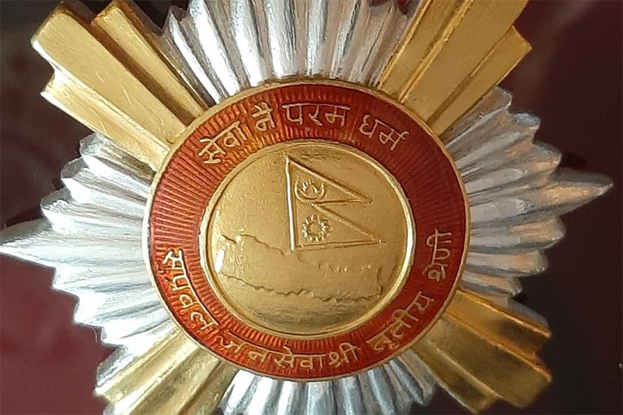 संविधान दिवसका अवसरमा ९ सय ९८ जनालाई विभिन्न विधामा विभूषण