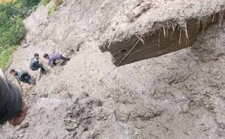मुगुमा पहिरोमा पुरिएर ५ जनाको मृत्यु, ११ बेपत्ता