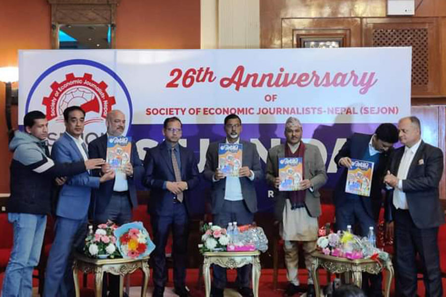 अर्थतन्त्रमा कुनै संकट छैन : अर्थमन्त्री शर्मा