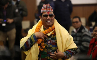 रेशम चौधरी पक्राउ