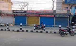 दिनदहाडै सुनचाँदी व्यवसायीमाथि गोली प्रहार, अत्तरियामा पसल बन्द