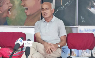 बाँकेकी निर्मला कुर्मीको न्याय  माग्दै गोविन्द केसी माइतीघरमा