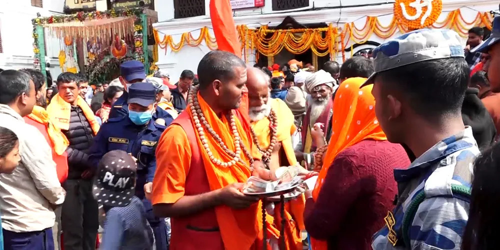 शिवरात्री मनाउन पशुपति आएका साधु सन्तको बिदाई