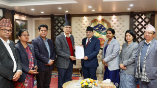 एमालेका मन्त्रीहरुको राजीनामा स्वीकृत, मन्त्रालयको जिम्मेवारी प्रधानमन्त्रीलाई नै