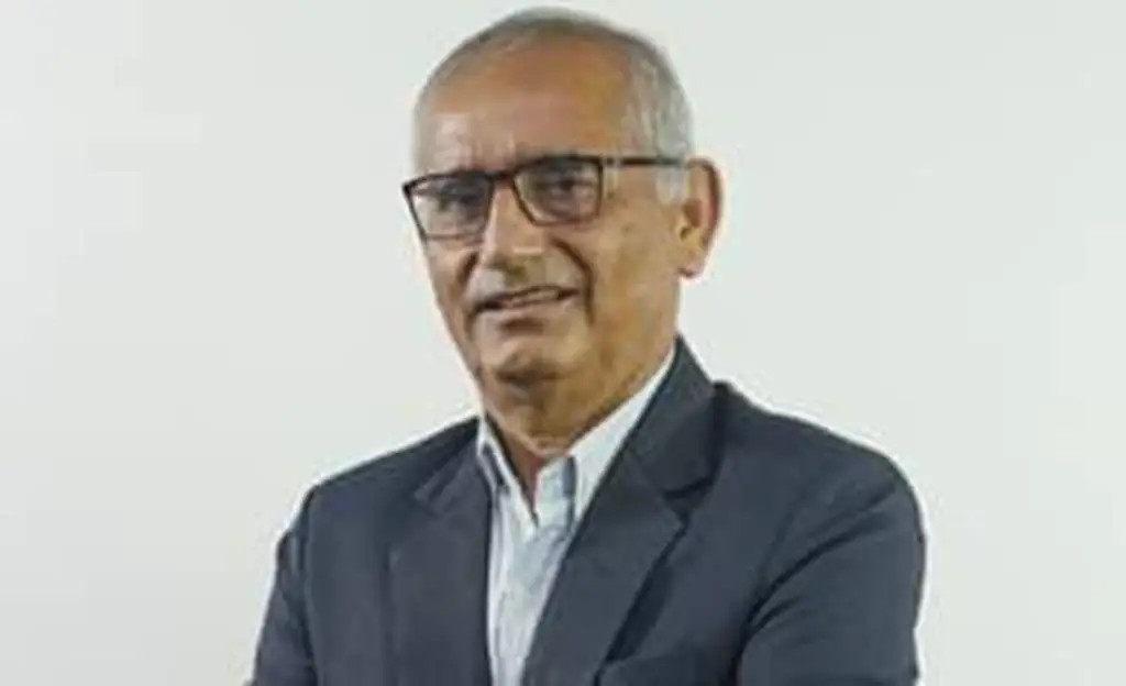 अन्तर्राष्ट्रिय शक्तिकेन्द्रको दबाबमा आठ दलीय गठबन्धन बन्यो : गुरु बराल