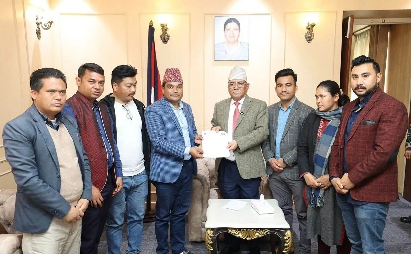 प्रधानमन्त्रीसमक्ष वाइसीएलको माग : गणतन्त्र विरोधी शक्ति नियन्त्रण गरौं
