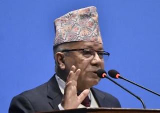 यो गठबन्धन ५ वर्ष टिक्छ, प्रचण्डले अब विश्वासको मत लिनुपर्दैन : माधव नेपाल