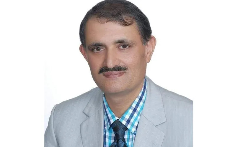 राष्ट्रिय ध्वजावाहकका प्रमुख पासबिनै विमानस्थलभित्र पसेपछि... 