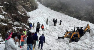सिक्किममा आएको हिउँ पहिरोमा परी ३ नेपालीसहित सात जना पर्यटकको मृत्यु