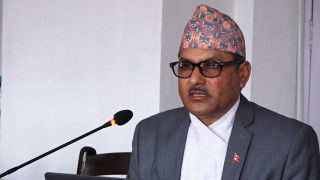 गभर्नर अधिकारीविरुद्ध परेको रिटमा कारण देखाउ आदेश जारी