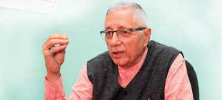 प्रधानमन्त्री ज्यु,सरकारको बाटो खालि गरिहाल्नुस् : शेखर कोईराला