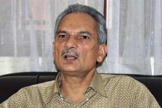 “पूर्वप्रधानमन्त्रीहरुको सम्पत्ति छानबिन गरौँः” डा.बाबुराम भट्टराई