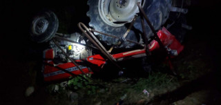 मकवानपुरमा ट्र्याक्टर दुर्घटनाः तीन जनाको मृत्यु, दुई गम्भीर घाइते
